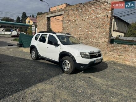 Белый Дачия Duster, объемом двигателя 1.6 л и пробегом 215 тыс. км за 6999 $, фото 1 на Automoto.ua
