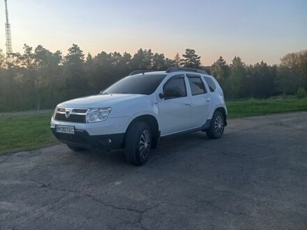 Білий Дачія Duster, об'ємом двигуна 1.6 л та пробігом 215 тис. км за 7947 $, фото 1 на Automoto.ua