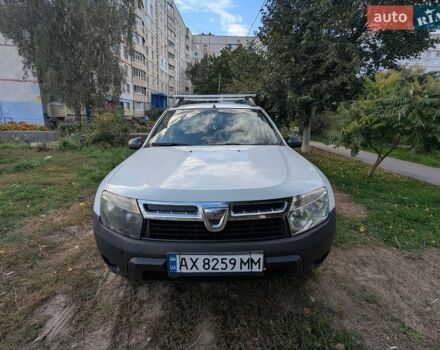Білий Дачія Duster, об'ємом двигуна 1.6 л та пробігом 260 тис. км за 7500 $, фото 1 на Automoto.ua