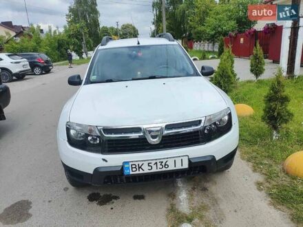 Дачия Duster 2012 в Рокитное на Automoto.ua Белый Дачия Duster, объемом двигателя 1.6 л и пробегом 226 тыс. км за 7500 $, фото 1 на Automoto.ua