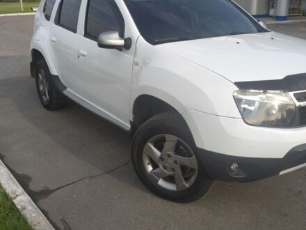 Белый Дачия Duster, объемом двигателя 1.5 л и пробегом 220 тыс. км за 8100 $, фото 1 на Automoto.ua
