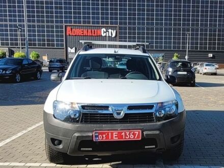 Белый Дачия Duster, объемом двигателя 1.6 л и пробегом 107 тыс. км за 9750 $, фото 1 на Automoto.ua