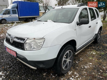 Белый Дачия Duster, объемом двигателя 1.6 л и пробегом 233 тыс. км за 7100 $, фото 1 на Automoto.ua