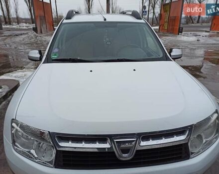 Білий Дачія Duster, об'ємом двигуна 1.6 л та пробігом 223 тис. км за 10500 $, фото 1 на Automoto.ua