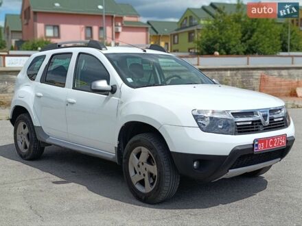Белый Дачия Duster, объемом двигателя 1.5 л и пробегом 177 тыс. км за 9800 $, фото 1 на Automoto.ua