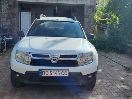 Дачія Duster 2012 у Тернополі на Automoto.ua Білий Дачія Duster, об'ємом двигуна 1.6 л та пробігом 260 тис. км за 8500 $, фото 1 на Automoto.ua