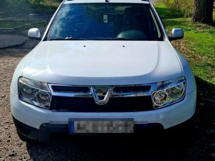 Белый Дачия Duster, объемом двигателя 0 л и пробегом 177 тыс. км за 9000 $, фото 1 на Automoto.ua