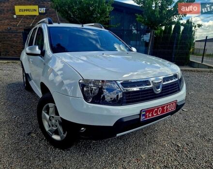 Белый Дачия Duster, объемом двигателя 1.5 л и пробегом 182 тыс. км за 9900 $, фото 1 на Automoto.ua