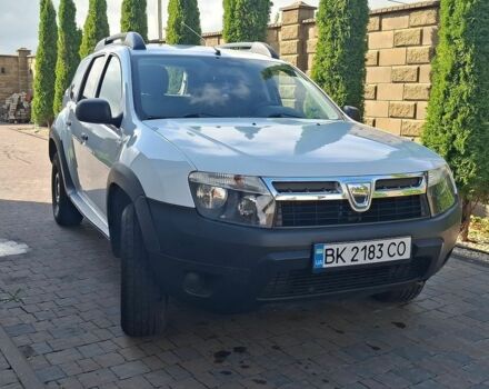 Білий Дачія Duster, об'ємом двигуна 1.6 л та пробігом 177 тис. км за 7900 $, фото 1 на Automoto.ua