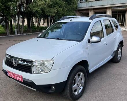 Білий Дачія Duster, об'ємом двигуна 1.5 л та пробігом 212 тис. км за 8900 $, фото 1 на Automoto.ua