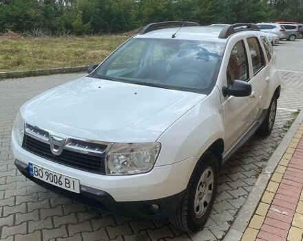 Белый Дачия Duster, объемом двигателя 1.5 л и пробегом 214 тыс. км за 8000 $, фото 1 на Automoto.ua