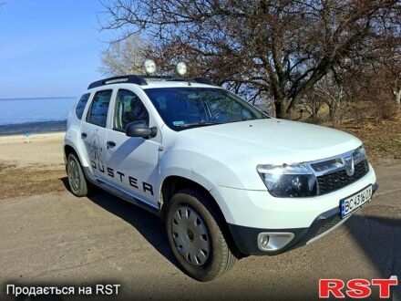Белый Дачия Duster, объемом двигателя 1.5 л и пробегом 150 тыс. км за 8100 $, фото 1 на Automoto.ua