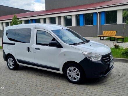 Дачия Duster 2013 в Луцке на Automoto.ua Белый Дачия Duster, объемом двигателя 1.6 л и пробегом 286 тыс. км за 5550 $, фото 1 на Automoto.ua