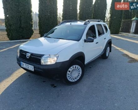 Белый Дачия Duster, объемом двигателя 1.6 л и пробегом 223 тыс. км за 6299 $, фото 1 на Automoto.ua