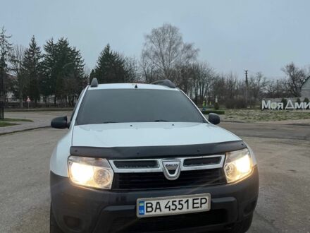 Білий Дачія Duster, об'ємом двигуна 1.5 л та пробігом 274 тис. км за 7400 $, фото 1 на Automoto.ua