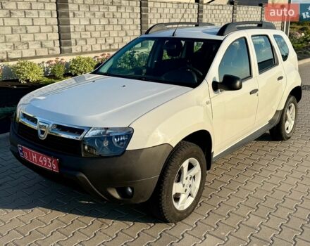 Белый Дачия Duster, объемом двигателя 1.5 л и пробегом 211 тыс. км за 8200 $, фото 1 на Automoto.ua