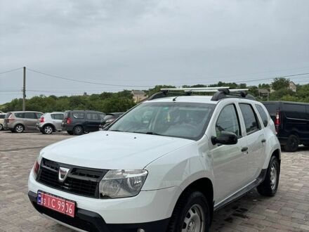 Белый Дачия Duster, объемом двигателя 1.6 л и пробегом 124 тыс. км за 9850 $, фото 1 на Automoto.ua