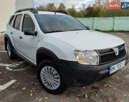 Білий Дачія Duster, об'ємом двигуна 1.6 л та пробігом 220 тис. км за 7199 $, фото 1 на Automoto.ua