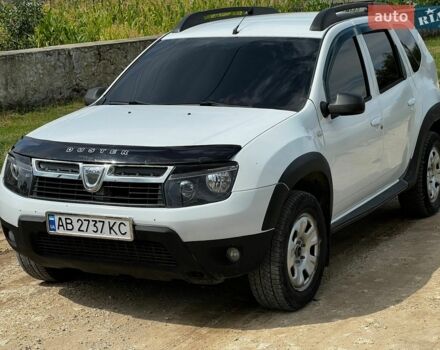 Белый Дачия Duster, объемом двигателя 1.46 л и пробегом 270 тыс. км за 7800 $, фото 1 на Automoto.ua