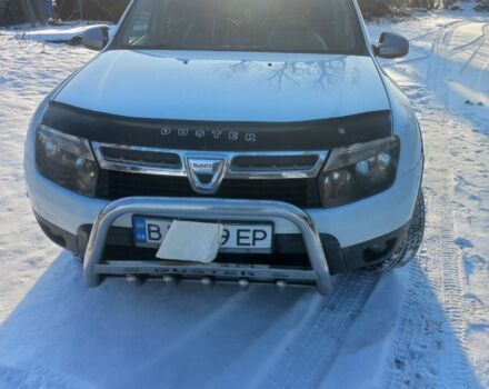 Белый Дачия Duster, объемом двигателя 0 л и пробегом 220 тыс. км за 10000 $, фото 1 на Automoto.ua