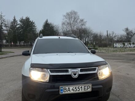 Белый Дачия Duster, объемом двигателя 1.5 л и пробегом 274 тыс. км за 7400 $, фото 1 на Automoto.ua