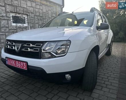 Белый Дачия Duster, объемом двигателя 1.5 л и пробегом 167 тыс. км за 10900 $, фото 1 на Automoto.ua