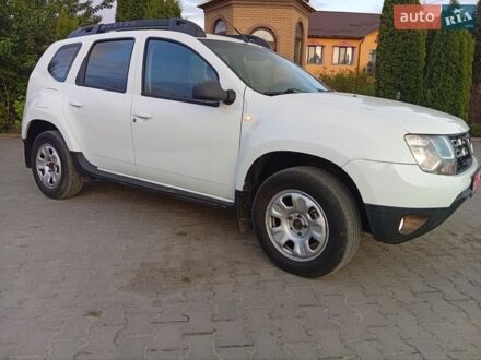 Белый Дачия Duster, объемом двигателя 1.5 л и пробегом 268 тыс. км за 9600 $, фото 1 на Automoto.ua