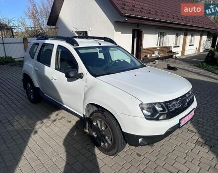 Белый Дачия Duster, объемом двигателя 1.5 л и пробегом 170 тыс. км за 10750 $, фото 1 на Automoto.ua