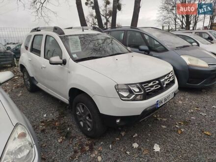 Белый Дачия Duster, объемом двигателя 1.2 л и пробегом 139 тыс. км за 9998 $, фото 1 на Automoto.ua
