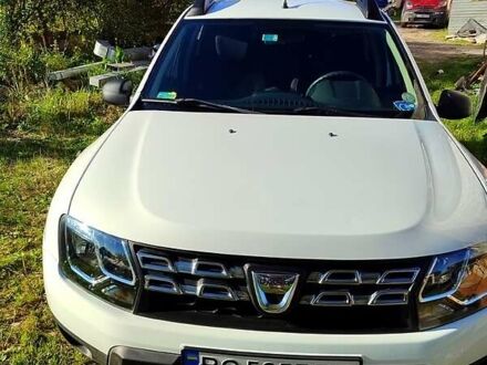 Белый Дачия Duster, объемом двигателя 1.5 л и пробегом 230 тыс. км за 10800 $, фото 1 на Automoto.ua