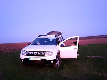 Дачия Duster 2016 в Кропивницком (Кировограде) на Automoto.ua Белый Дачия Duster, объемом двигателя 1.6 л и пробегом 217 тыс. км за 10000 $, фото 1 на Automoto.ua
