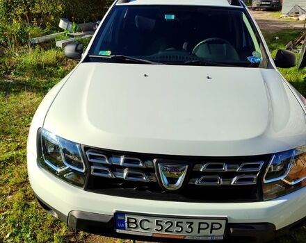 Белый Дачия Duster, объемом двигателя 1.5 л и пробегом 230 тыс. км за 10800 $, фото 1 на Automoto.ua
