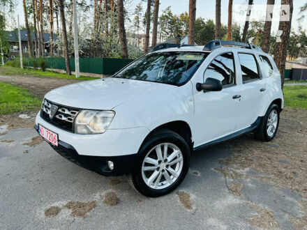 Белый Дачия Duster, объемом двигателя 1.6 л и пробегом 149 тыс. км за 11499 $, фото 1 на Automoto.ua