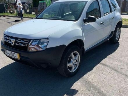 Белый Дачия Duster, объемом двигателя 1.6 л и пробегом 198 тыс. км за 9999 $, фото 1 на Automoto.ua