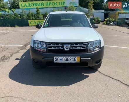 Белый Дачия Duster, объемом двигателя 1.6 л и пробегом 198 тыс. км за 10850 $, фото 1 на Automoto.ua