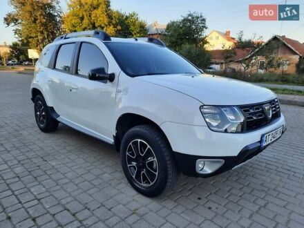 Дачія Duster 2017 у Коломые на Automoto.ua Білий Дачія Duster, об'ємом двигуна 1.46 л та пробігом 71 тис. км за 12600 $, фото 1 на Automoto.ua
