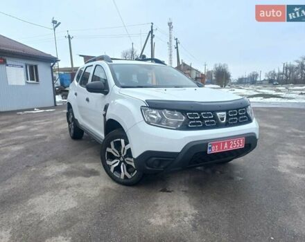 Белый Дачия Duster, объемом двигателя 1.5 л и пробегом 164 тыс. км за 14999 $, фото 1 на Automoto.ua