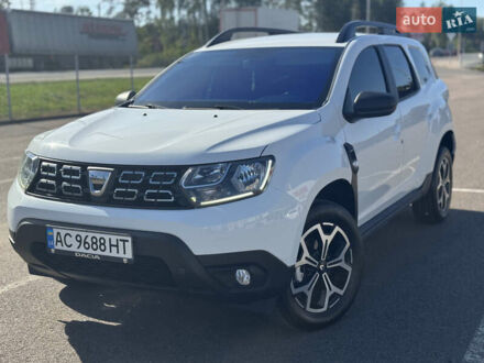 Белый Дачия Duster, объемом двигателя 1.5 л и пробегом 129 тыс. км за 16888 $, фото 1 на Automoto.ua