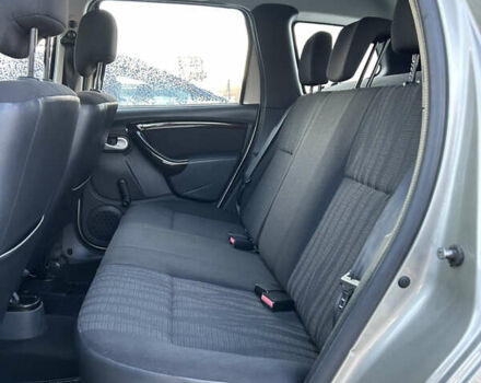 Бежевый Дачия Duster, объемом двигателя 1.5 л и пробегом 211 тыс. км за 8900 $, фото 8 на Automoto.ua
