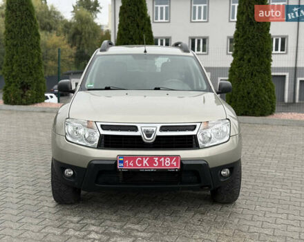 Бежевый Дачия Duster, объемом двигателя 1.6 л и пробегом 208 тыс. км за 7950 $, фото 2 на Automoto.ua