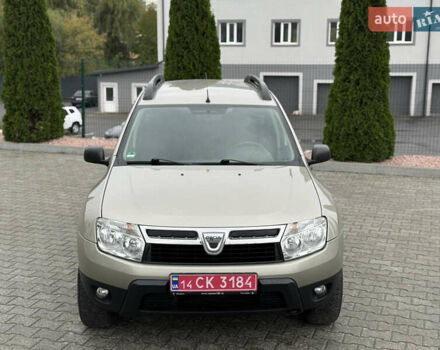 Бежевый Дачия Duster, объемом двигателя 1.6 л и пробегом 208 тыс. км за 7950 $, фото 3 на Automoto.ua