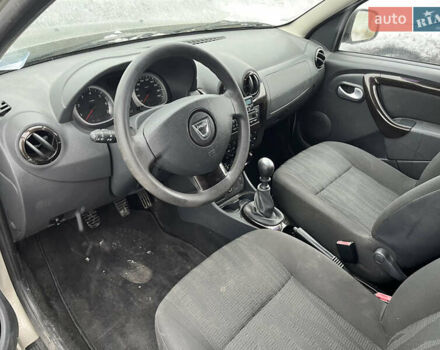 Бежевий Дачія Duster, об'ємом двигуна 1.5 л та пробігом 246 тис. км за 6350 $, фото 6 на Automoto.ua