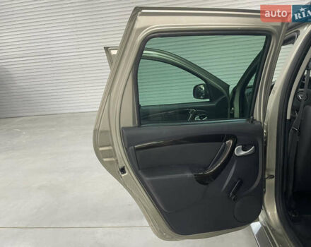 Бежевий Дачія Duster, об'ємом двигуна 1.5 л та пробігом 198 тис. км за 8650 $, фото 39 на Automoto.ua
