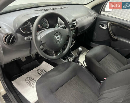 Дачія Duster 2011 у Стрые на Automoto.ua Бежевий Дачія Duster, об'ємом двигуна 1.5 л та пробігом 198 тис. км за 8950 $, фото 3 на Automoto.ua