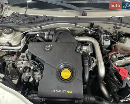 Дачія Duster 2011 у Стрые на Automoto.ua Бежевий Дачія Duster, об'ємом двигуна 1.5 л та пробігом 198 тис. км за 8950 $, фото 28 на Automoto.ua