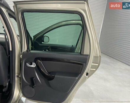 Дачія Duster 2011 у Стрые на Automoto.ua Бежевий Дачія Duster, об'ємом двигуна 1.5 л та пробігом 198 тис. км за 8950 $, фото 42 на Automoto.ua
