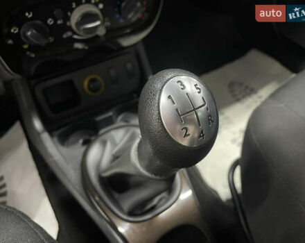 Дачія Duster 2011 у Стрые на Automoto.ua Бежевий Дачія Duster, об'ємом двигуна 1.5 л та пробігом 198 тис. км за 8950 $, фото 57 на Automoto.ua