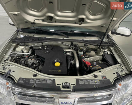 Дачія Duster 2011 у Стрые на Automoto.ua Бежевий Дачія Duster, об'ємом двигуна 1.5 л та пробігом 198 тис. км за 8950 $, фото 27 на Automoto.ua