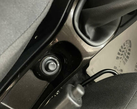 Дачія Duster 2011 у Стрые на Automoto.ua Бежевий Дачія Duster, об'ємом двигуна 1.5 л та пробігом 198 тис. км за 8950 $, фото 56 на Automoto.ua