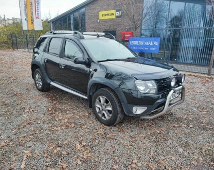Черный Дачия Duster, объемом двигателя 1.2 л и пробегом 162 тыс. км за 9999 $, фото 1 на Automoto.ua
